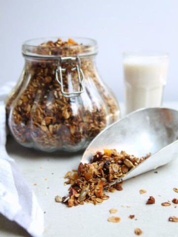 the-best-homemade-granola-2