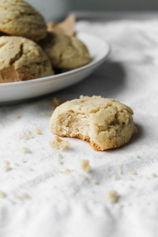 Tahini Shortbread Cookies