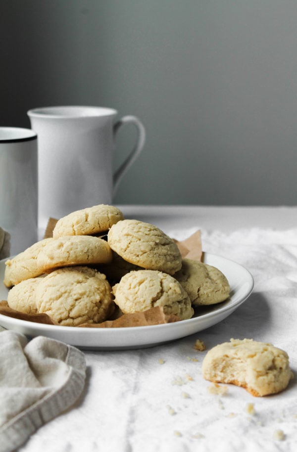 Tahini Shortbread Cookies