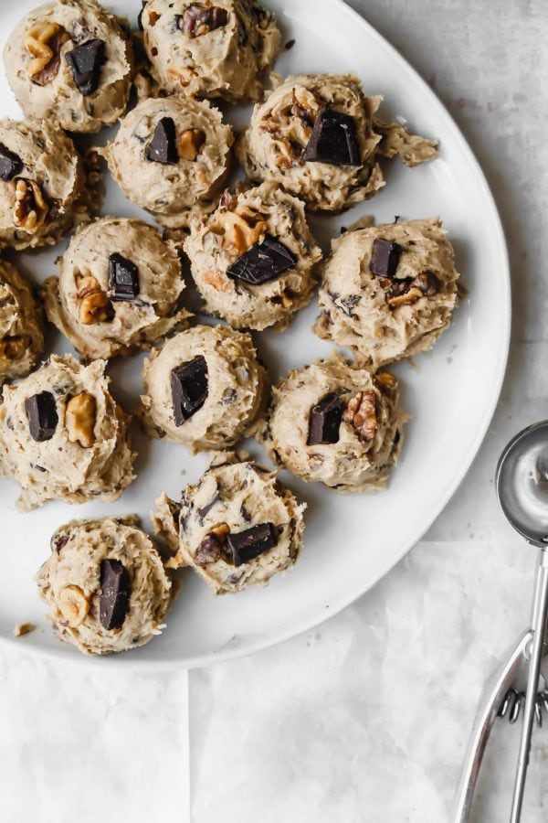 Mexican Hot Chocolate Chunk Cookies with Roasted Walnuts