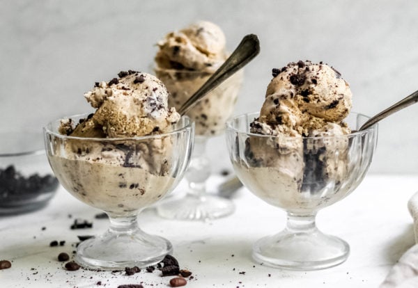 No churn coffee and cookies ice cream