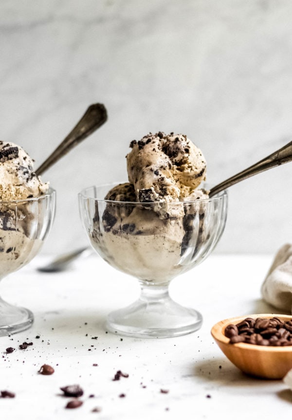 No churn coffee and cookies ice cream