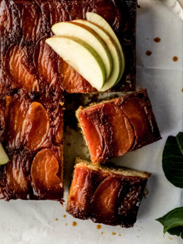 caramel apple upside down cake