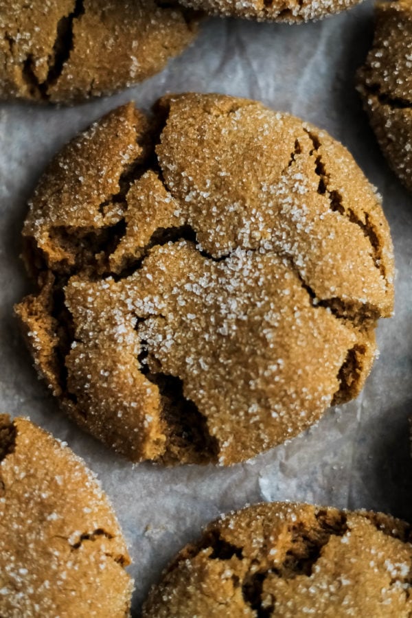 vegan ginger molasses cookies