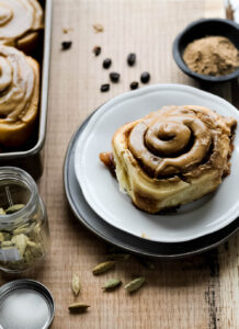 Hawaij Spice Rolls with Coffee Glaze