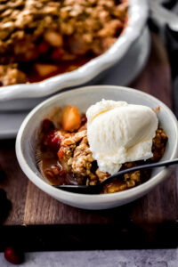 Spiced Pear and Cranberry Crisp