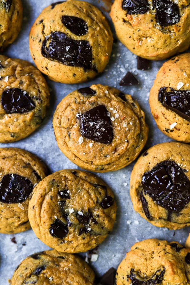 pumpkin-chocolate-chip-cookies-with-sea-salt-3-3