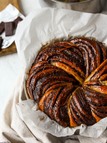 dark-chocolate-babka-ring-11