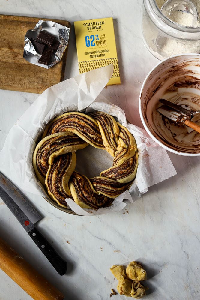 dark-chocolate-babka-ring-3