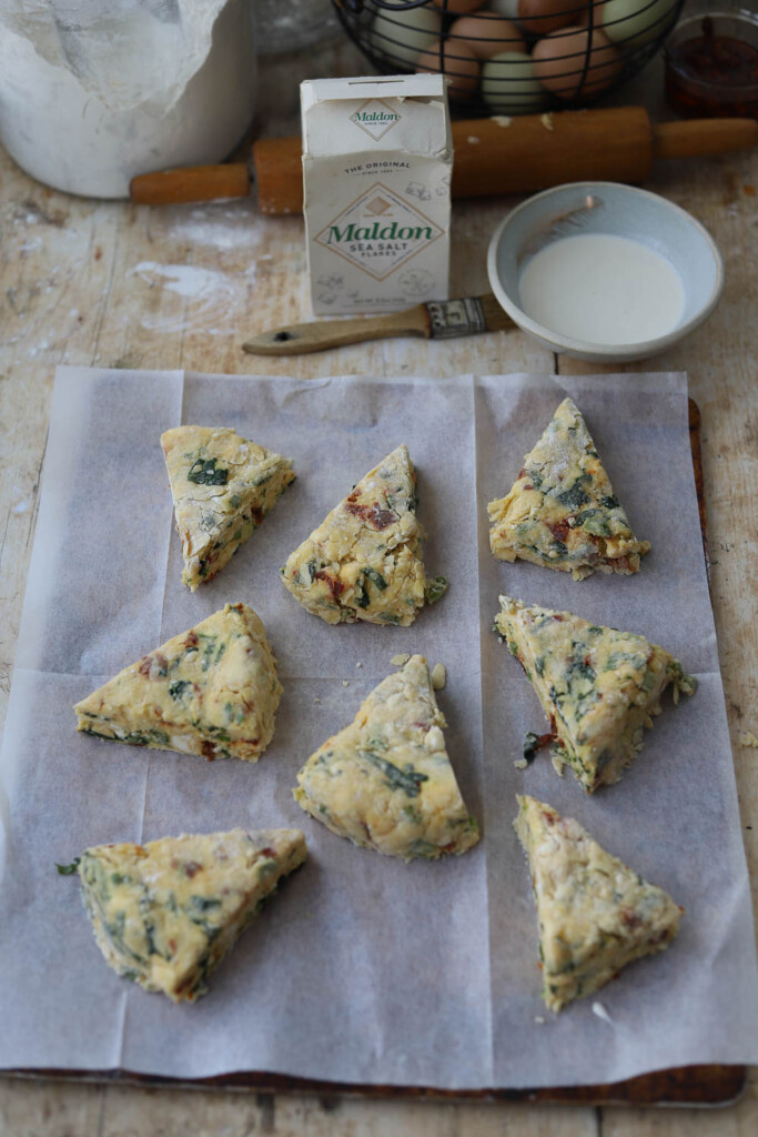 sundried-tomato-scallion-and-cheddar-scones-2