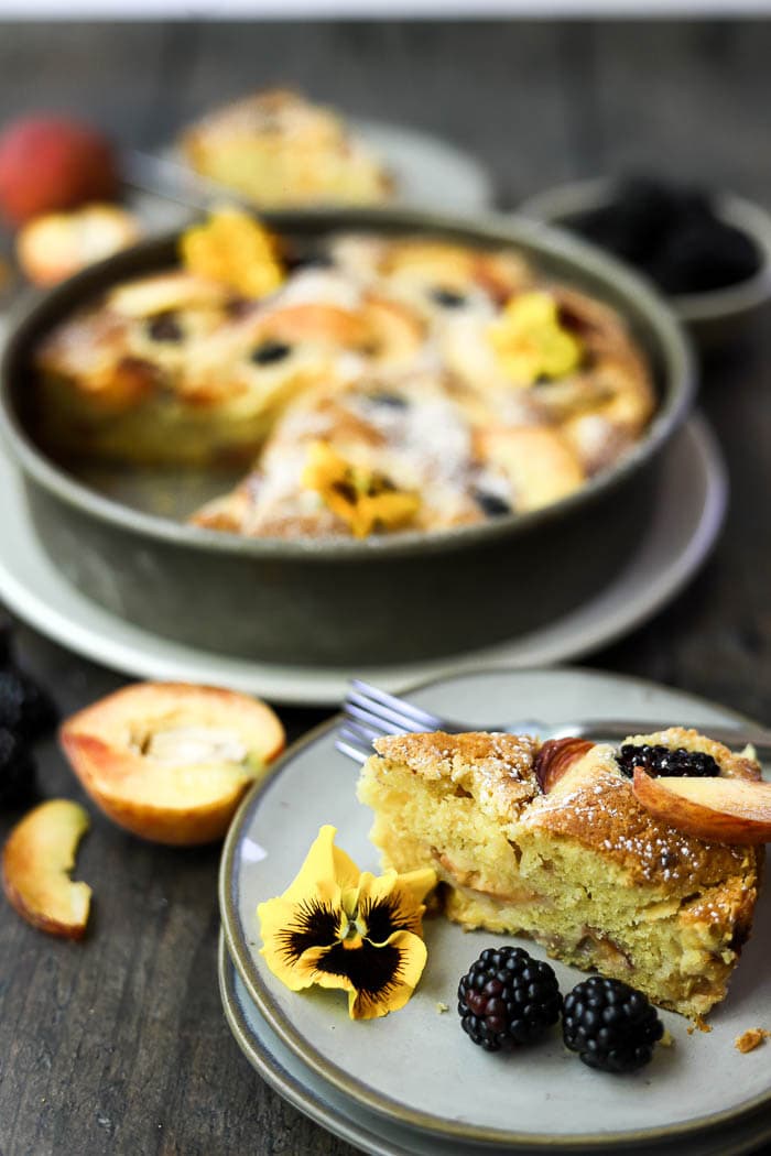 fresh-peach-and-blackberry-cake-17