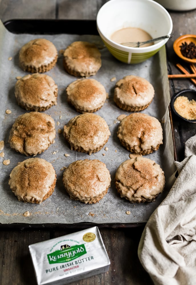 chai-spiced-scones-with-maple-glaze-3