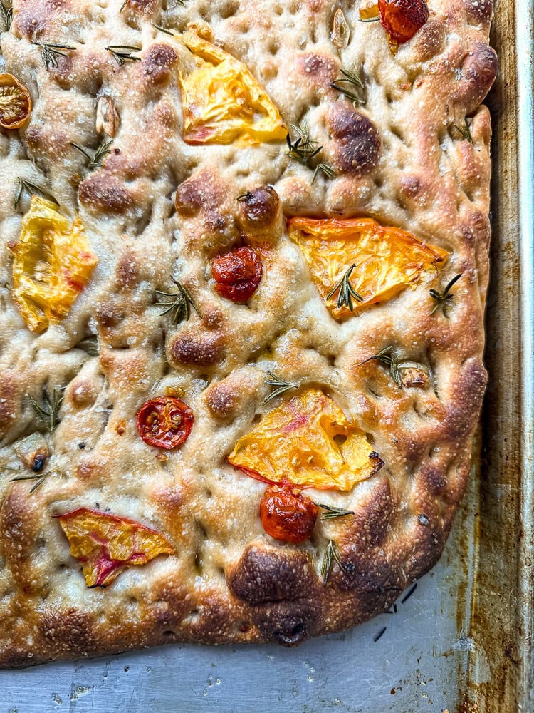 sourdough-focaccia-with-tomatoes-rosemary-and-garlic-6