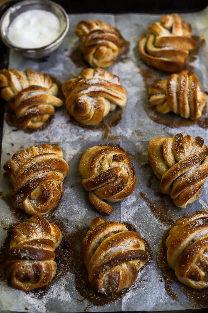 twisted-cardamom-buns_lions-bread-2
