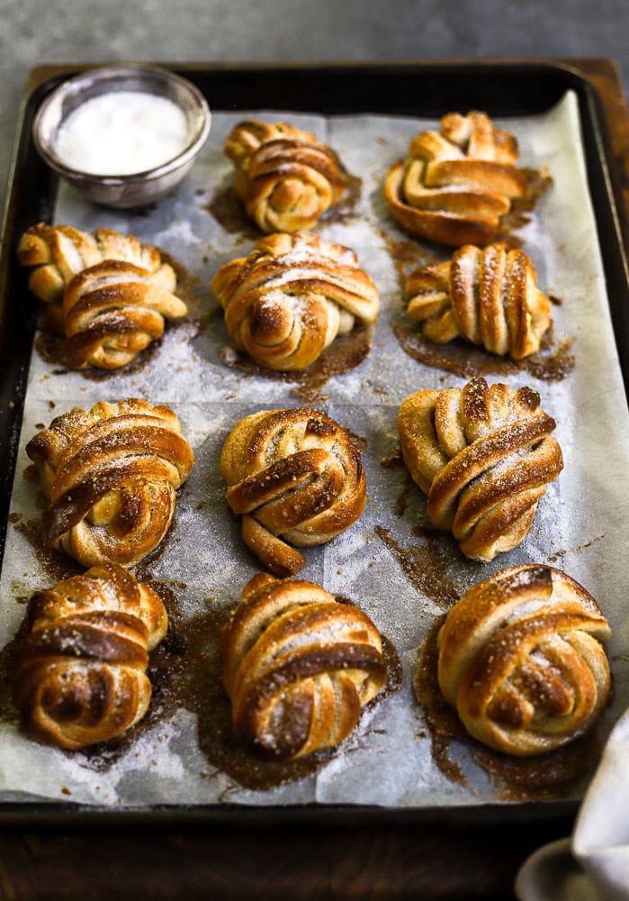 twisted-cardamom-buns_lions-bread-3